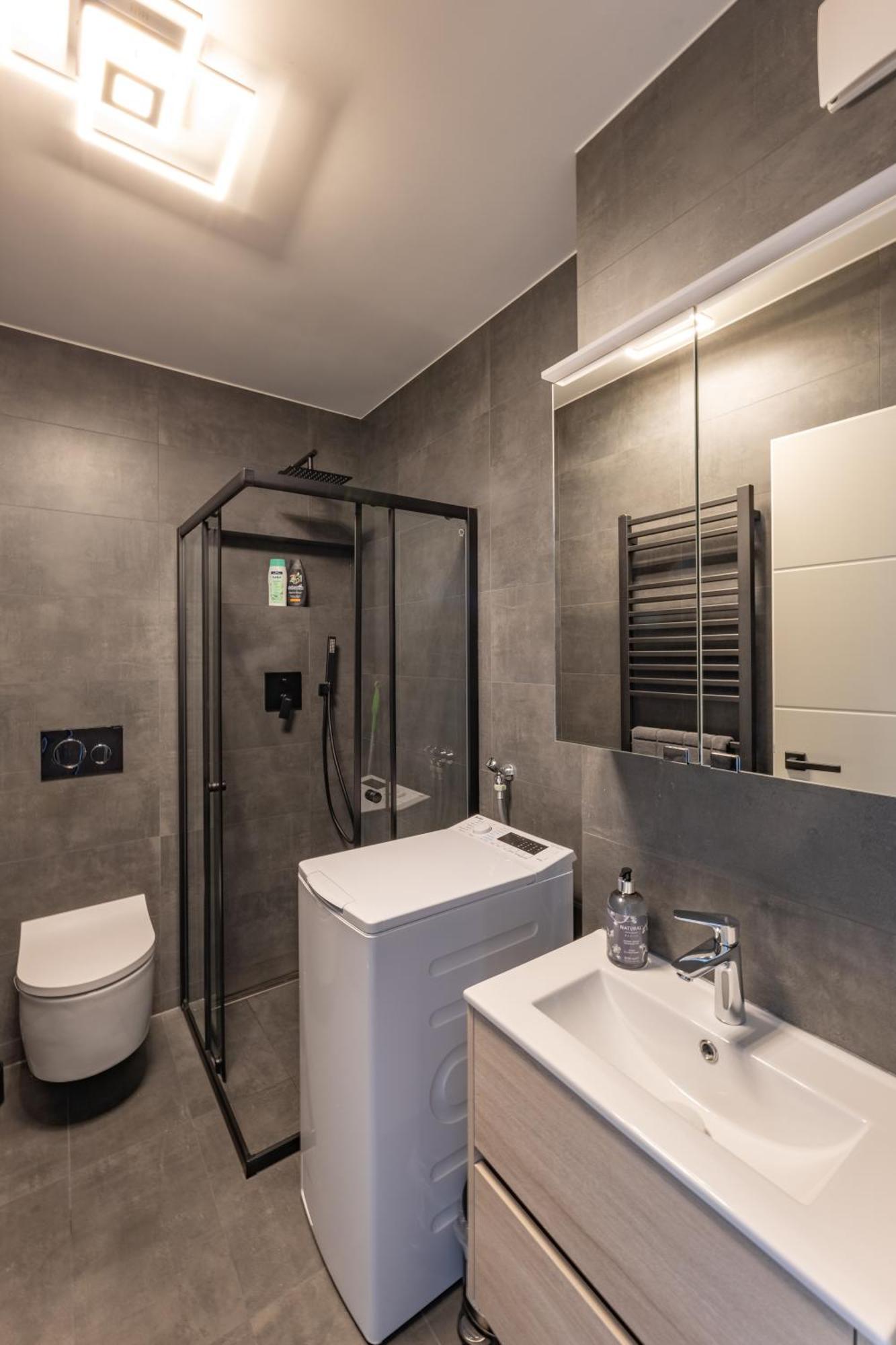 Sweethome - Super Zentral Und Modern, Kueche, Wifi München Exterior foto